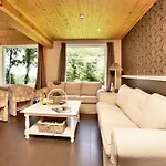 Cozy With Sauna Chalet *
