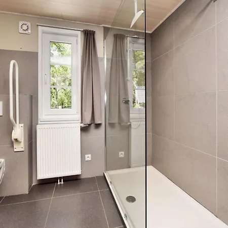 Spacious Family In Soy