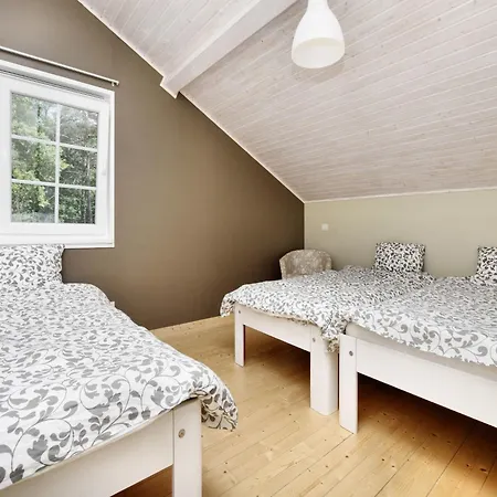 Spacious Family In Soy